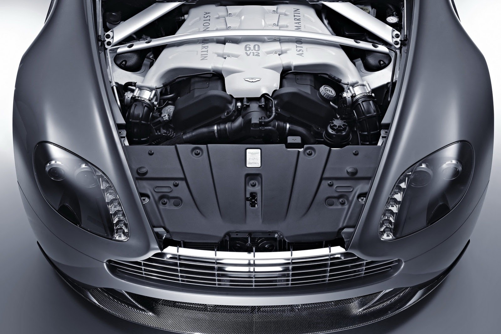 [Aston-Martin-Cygnet-14%255B2%255D.jpg]