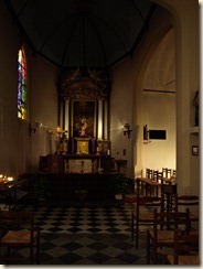 Zoutleeuw, hoek Muggenberg-Runkelenstraat: kapel van O.L.V. van  de Ossenweg