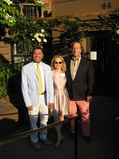 Darwin Cordoba, Maureen O'Hara, and John Axelrod