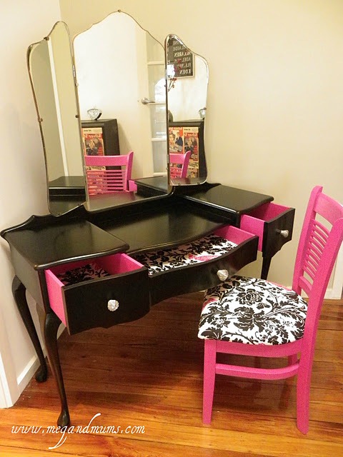 [Desk%2520makeover%255B3%255D.jpg]