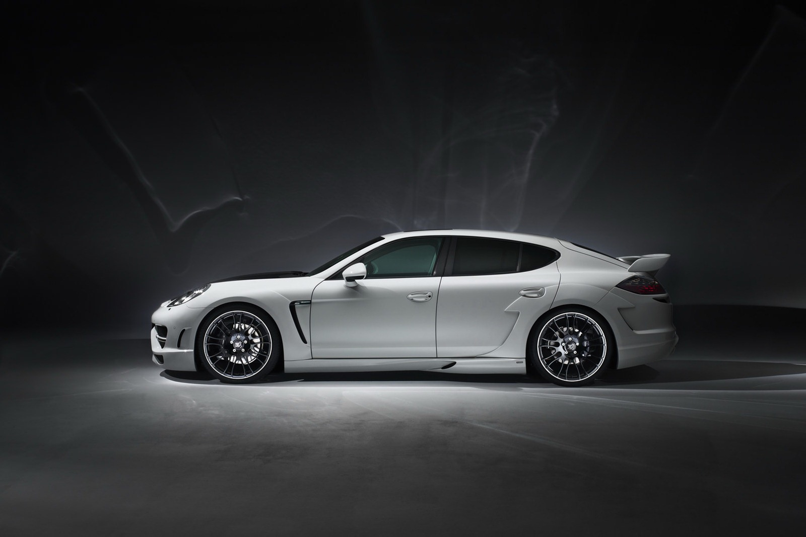 [Hamann-Porsche-Panamera-Cyrano-4%255B2%255D.jpg]