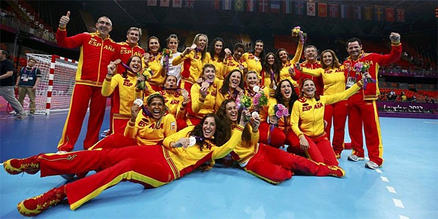 [espa%25C3%25B1a%2520balonmano%2520medalla%2520de%2520bronce%255B4%255D.jpg]
