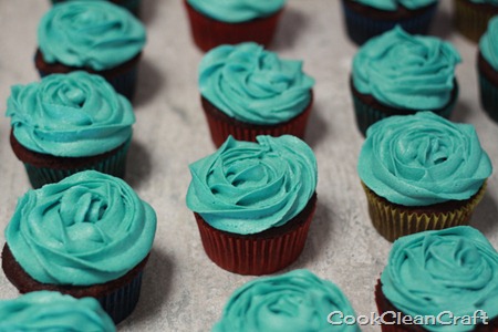 Cupcake Roses (2)