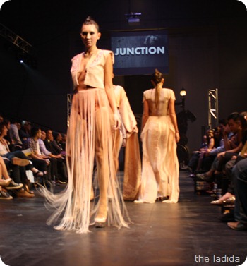 Grace Lui - Raffles Graduate Fashion Show 2012 - Junction (58)