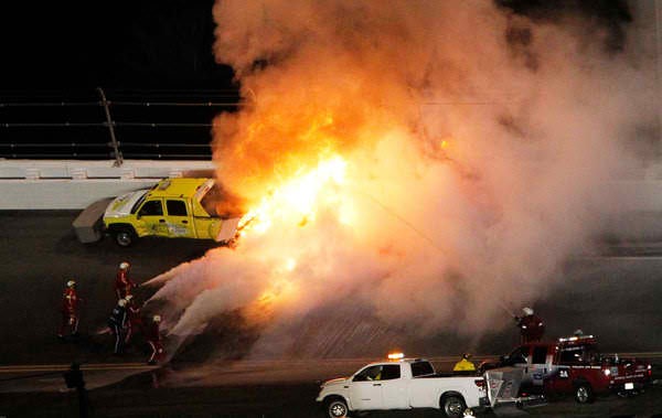 [28daytonafire-articleLarge%255B3%255D.jpg]