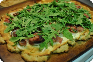 fig pizza with arugula