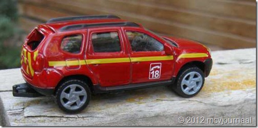 Dacia Duster miniatuur 05