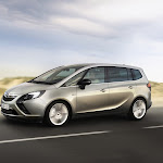 2012 Opel Zafira Tourer 013.jpg