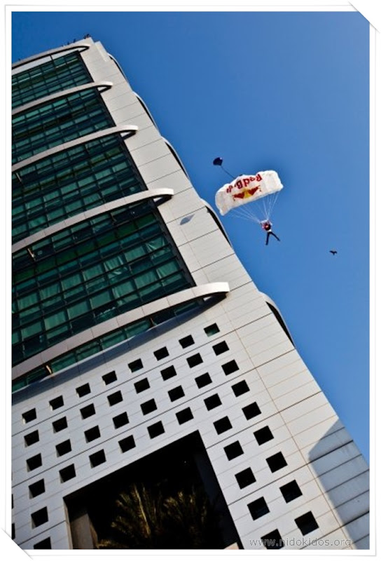 Image Dimension: 349x512 :: BASE Jump from MCB Tower, Karachi by Russian extreme sport star Valery Rozov BASE Jump from MCB Tower, Karachi by Russian extreme sport star Valery Rozov