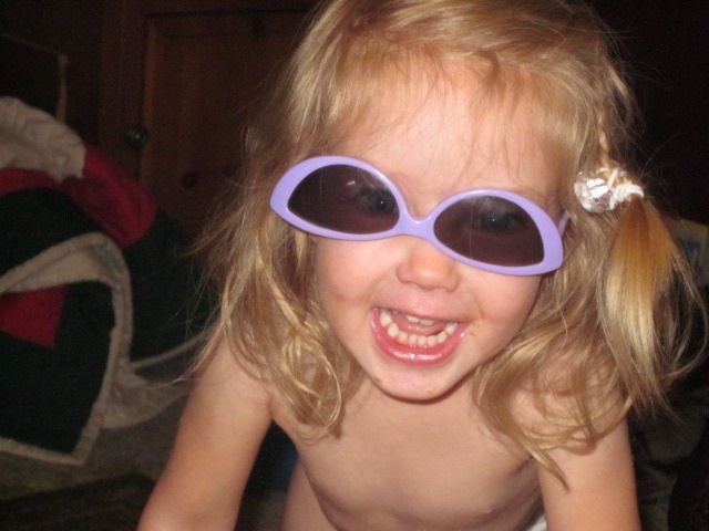 [nov10%2520kaylee%2520glasses%255B5%255D.jpg]