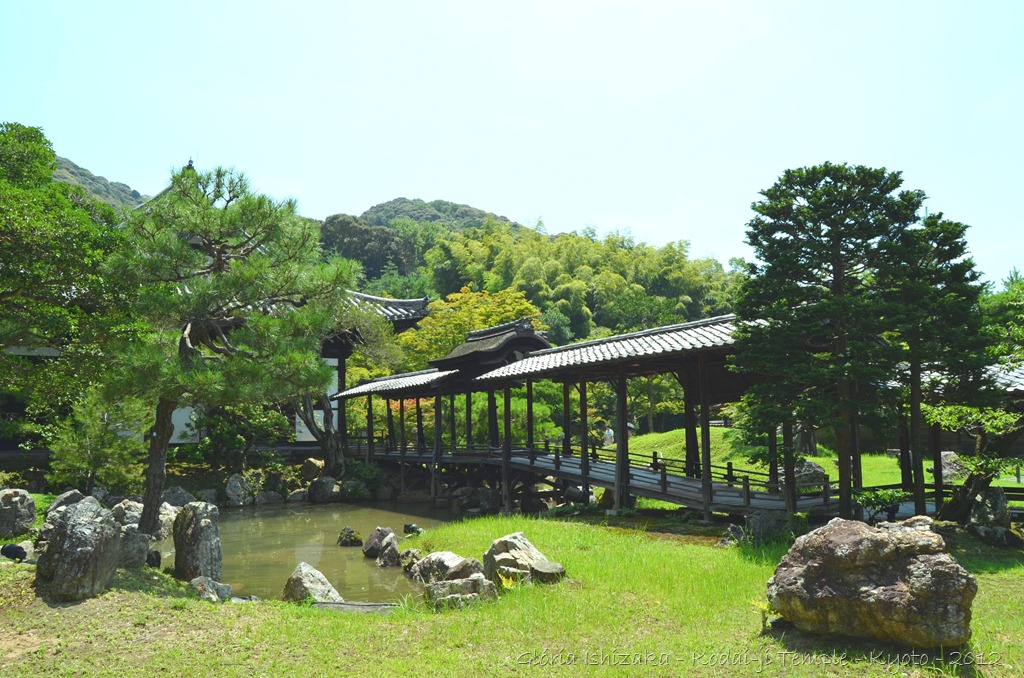 [Gl%25C3%25B3ria%2520Ishizaka%2520-%2520Kodaiji%2520Temple%2520-%2520Kyoto%2520-%25202012%2520-%252016%255B5%255D.jpg]