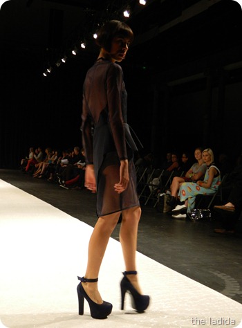 Elissa McGowan - AGFW Fashion Show 2012 (7) Elissa McGowan - AGFW Fashion Show 2012 (7)