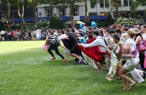 The traditional 'run for the Lawn.' (photo courtesy of Bryant Park Blog) The traditional 'run for the Lawn.' (photo courtesy of Bryant Park Blog)