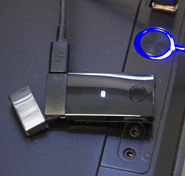 SONY smart wireless headset 04 SONY smart wireless headset 04