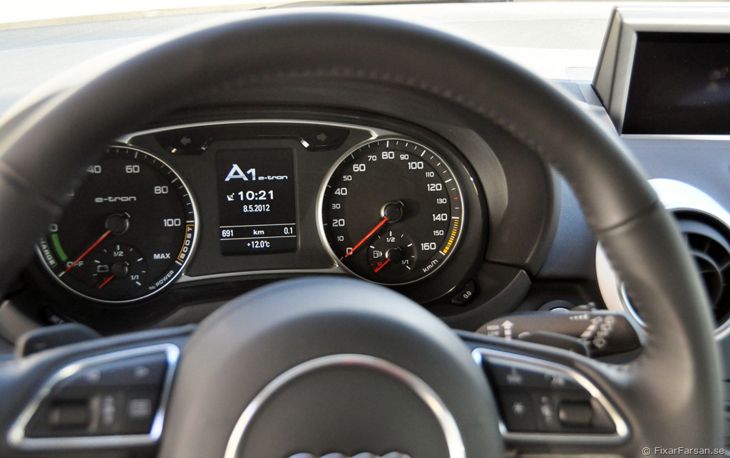 [Ratt-Mtare-Instrumentering-Audi-A1-e%255B2%255D.jpg]