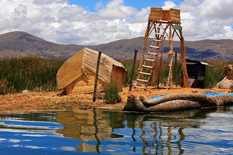 uros-floating-island-12 uros-floating-island-12