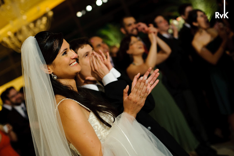 Fotos de Ana Flavia e Renato. Foto numero 179 de Rogerio von Kruger, fotografo no Rio de Janeiro (RJ), que faz fotos de casamento, fotos de musica, fotos de shows e fotos de eventos. Rogerio von Kruger faz fotos digitais de casamento no Rio de Janeiro, RJ. fotos de casamento foto digital rio janeiro rj festa noiva noivas festas album casamentos digitais retrato fotografia e filmagem