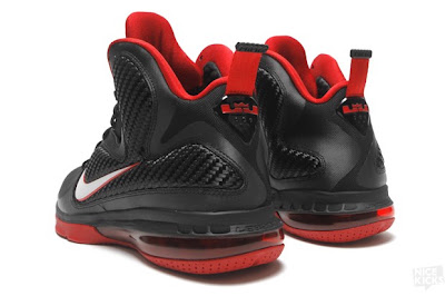 nike lebron 9 gr black white red 10 03 Releasing Now: Nike LeBron 9 Black & Red Miami Heat