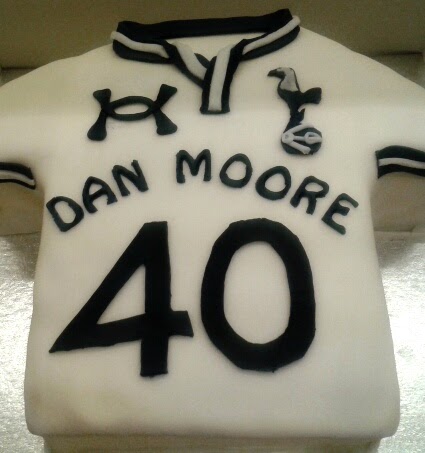 spurs shirt cake