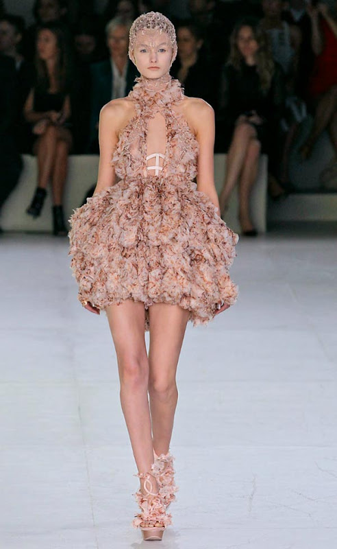 alexander-mcqueen-ss-2012-5.jpg