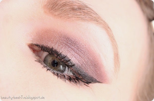 MAC Julia Petit Eyeshadow Duo Sagu Swatch Amu Make up Purplemyweek Cinderella Glitter Reflects Pearll