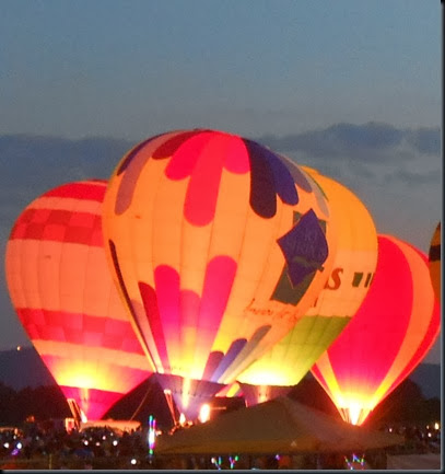 balloon glow; Hot Springs, AR; they never took off