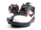 Nike Air Max Soldier V Black/White/Red Detailed Gallery nike air max soldier 5 gr white black red 7 05 Nike Air Max Soldier V Black/White/Red Detailed Gallery