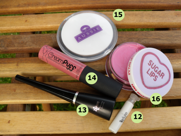 04-summer-handbag-essentials-blog-uk-makeup-festival