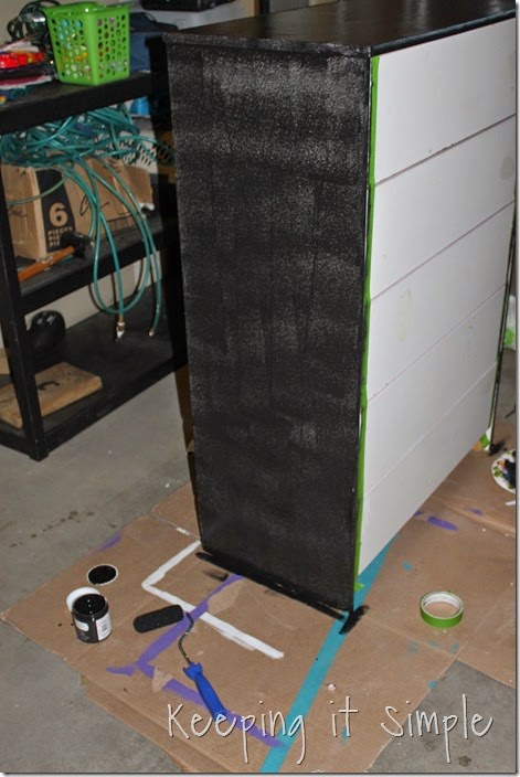 Minecraft Creeper Dresser with DecoArt Chalk Paint (2)