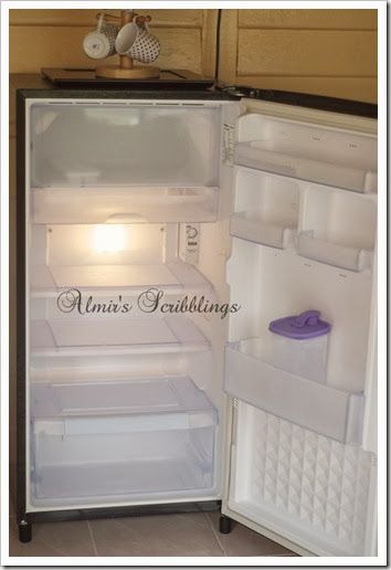 homestay di johol - clean fridge homestay di johol - clean fridge