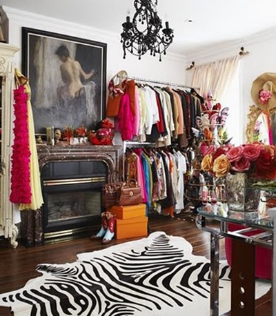 Sept08_GlamDressRm