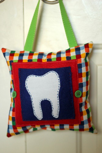 [a%2520pillow%255B5%255D.jpg]