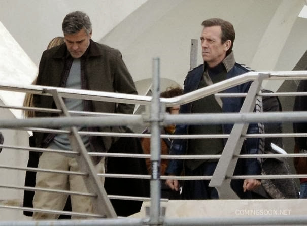 George Clooney és Hugh Laurie a Tomorrowland forgatásán 01