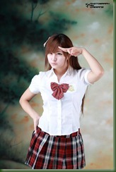Ryu-Ji-Hye-Red-and-White-School-Girl-15