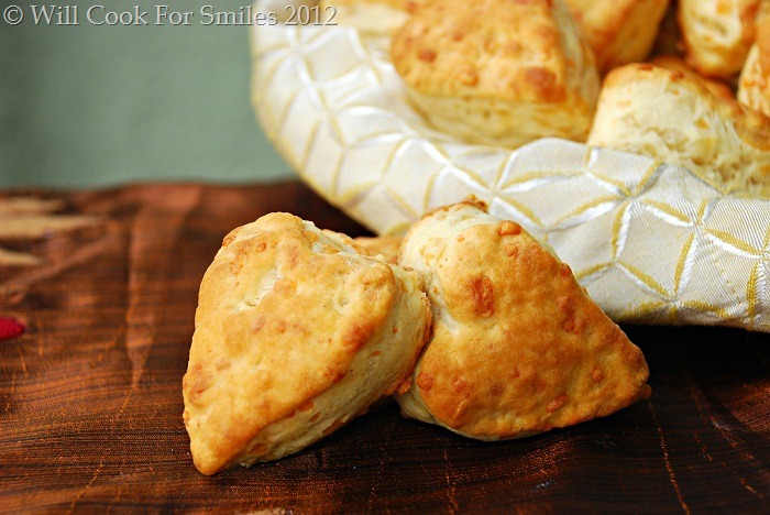[Cheesy-Biscuits-527.jpg]