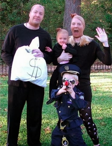 [halloween-family-costumes-28%255B3%255D.jpg]