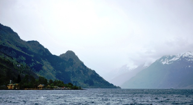 [Himmelsk%252090%25202012-05-13%2520Hardangerfjord%255B3%255D.jpg]