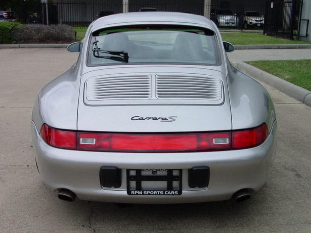 [1998-Porsche-911-Carrera-S-Coupe-6%255B4%255D.jpg]