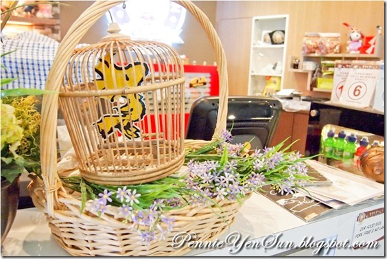 Charlie Brown Cafe (22)