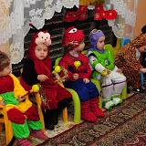 Purim 2010 Mladshaya G...