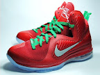 Throwback Thursday: Look Back at LBJs 2011 Christmas Shoes nike lebron 9 gr christmas 7 01 Throwback Thursday: Look Back at LBJs 2011 Christmas Shoes