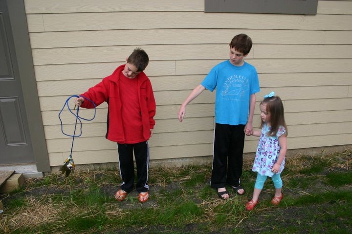 [Cara%2520and%2520boys%2520with%2520fish%255B3%255D.jpg]