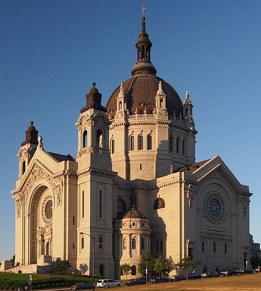 [St_Paul_Cathedral_20123.jpg]