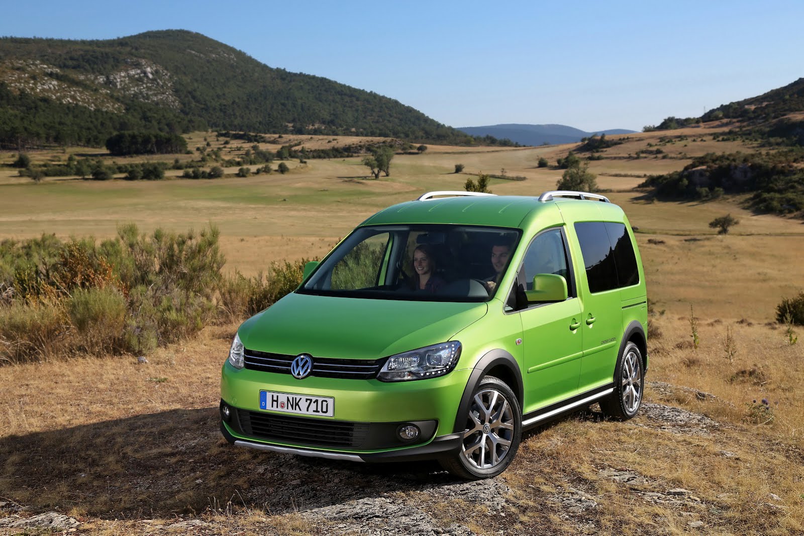 http://lh4.ggpht.com/-0kW3g5hfLVw/UFWNLiiczqI/AAAAAAAAKCc/KlEdfH08njg/2013-VW-Cross-Caddy-01.jpg?imgmax=1600