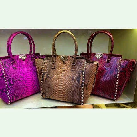 annisa farrel collections valentino rockstud real python annisa farrel collections valentino rockstud real python