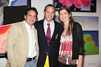 Recibidos por Javier, Ricardo Giménez Zapiola y Teresa Montes.