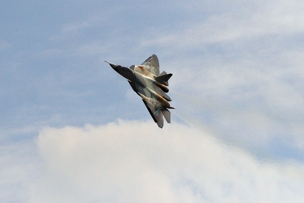 [T-50-PAK-FA-FGFA-Wallpaper-0292.jpg]