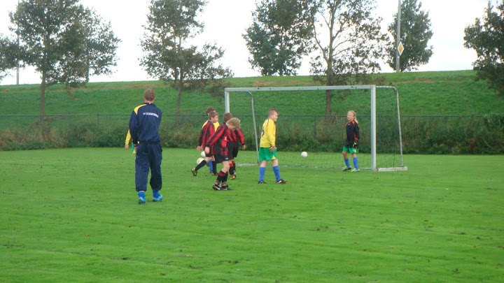 2011 - SC SCHEEMDA E4 - WVV E5 - 08 oktober 018.jpg