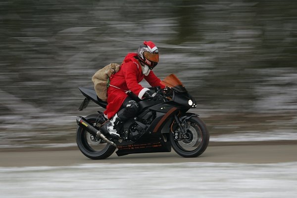 [father-christmas-motorcycle%255B4%255D.jpg]