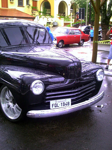 ford coupe 1946